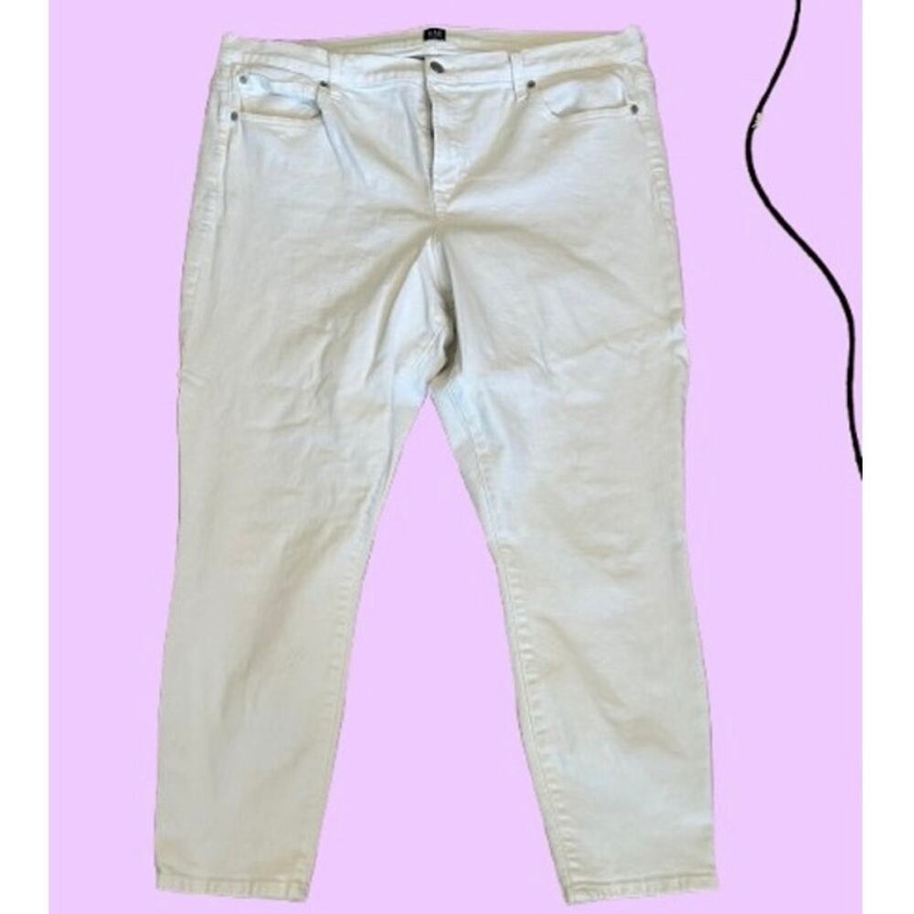 Women’s Gap White True Skinny Jeans 20/35R